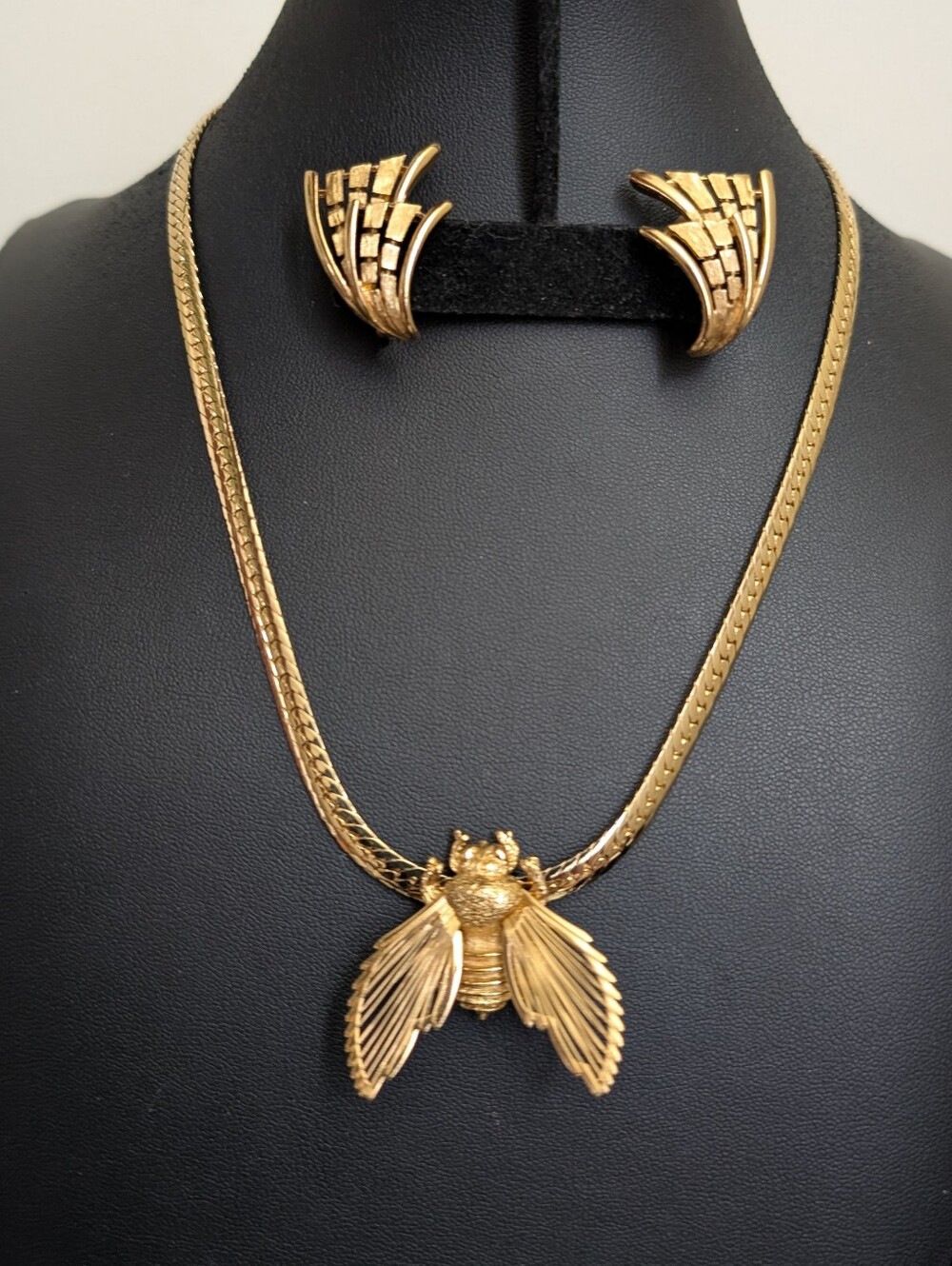 #21. Vintage "Rare" Monet Bee Pendant/Brooch On Necklace & Monet Ear